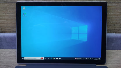 Microsoft Surface Pro 5 Windows Tablet 2736x1824 i5-7300U 8GB 256GB LTE M1807