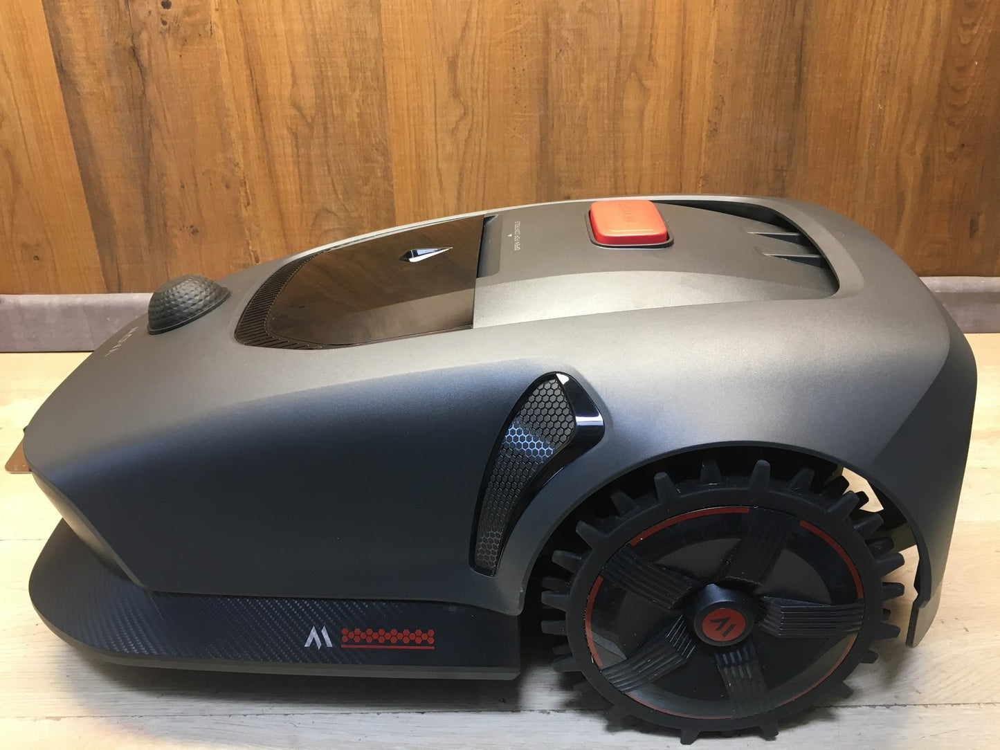 Dreame Mova 1000 Mähroboter (MLLM4110) bis 1.000 m² 3D-LiDAR kabellos, I38215