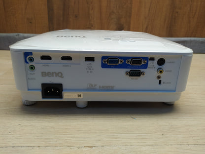 BenQ MX560 DLP Business Beamer mit 4000 Lumen XGA Auflösung