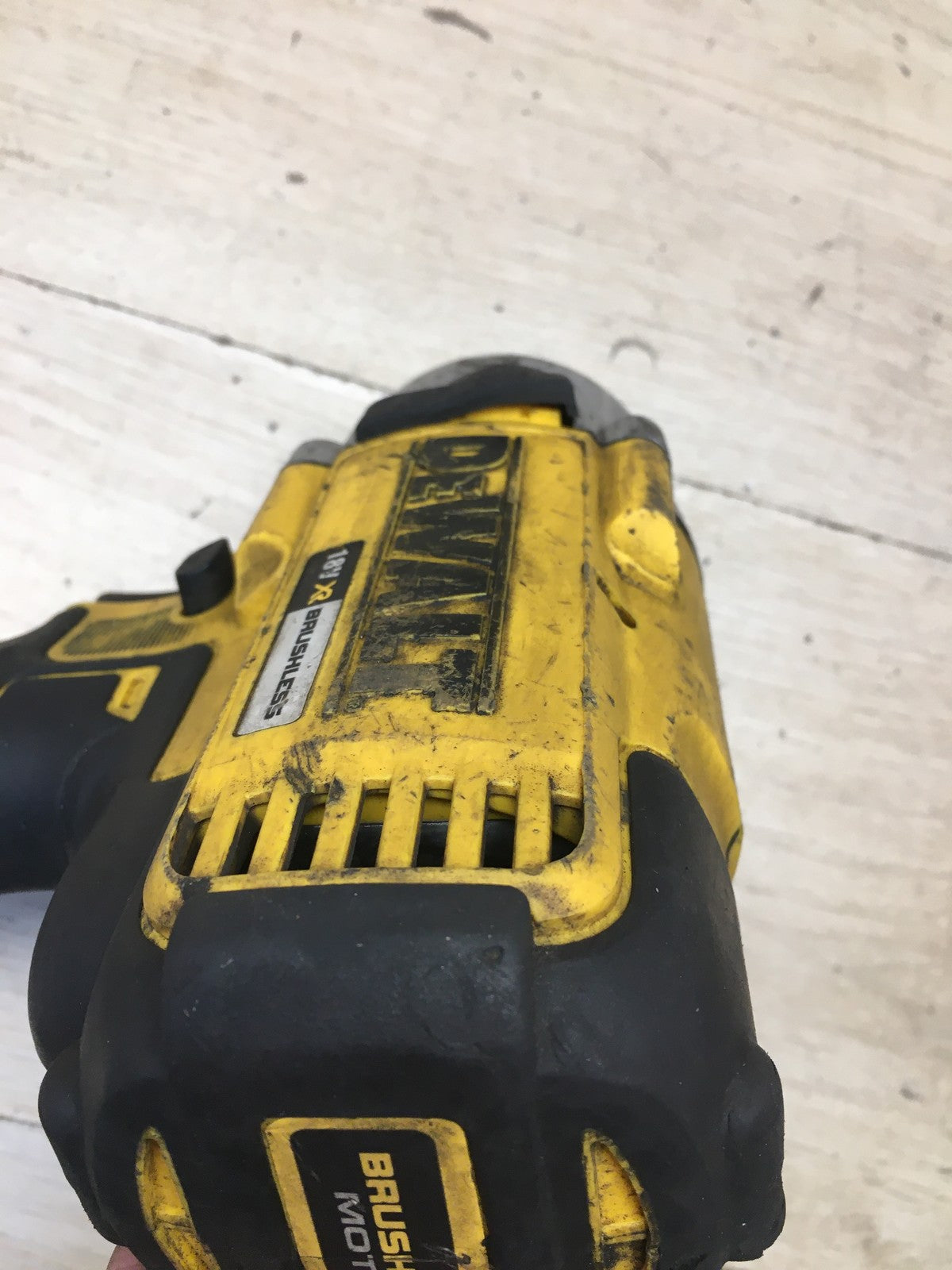 DEWALT Akku-Schlagschrauber DCF899P2, inkl. 2x Akkus, I40043