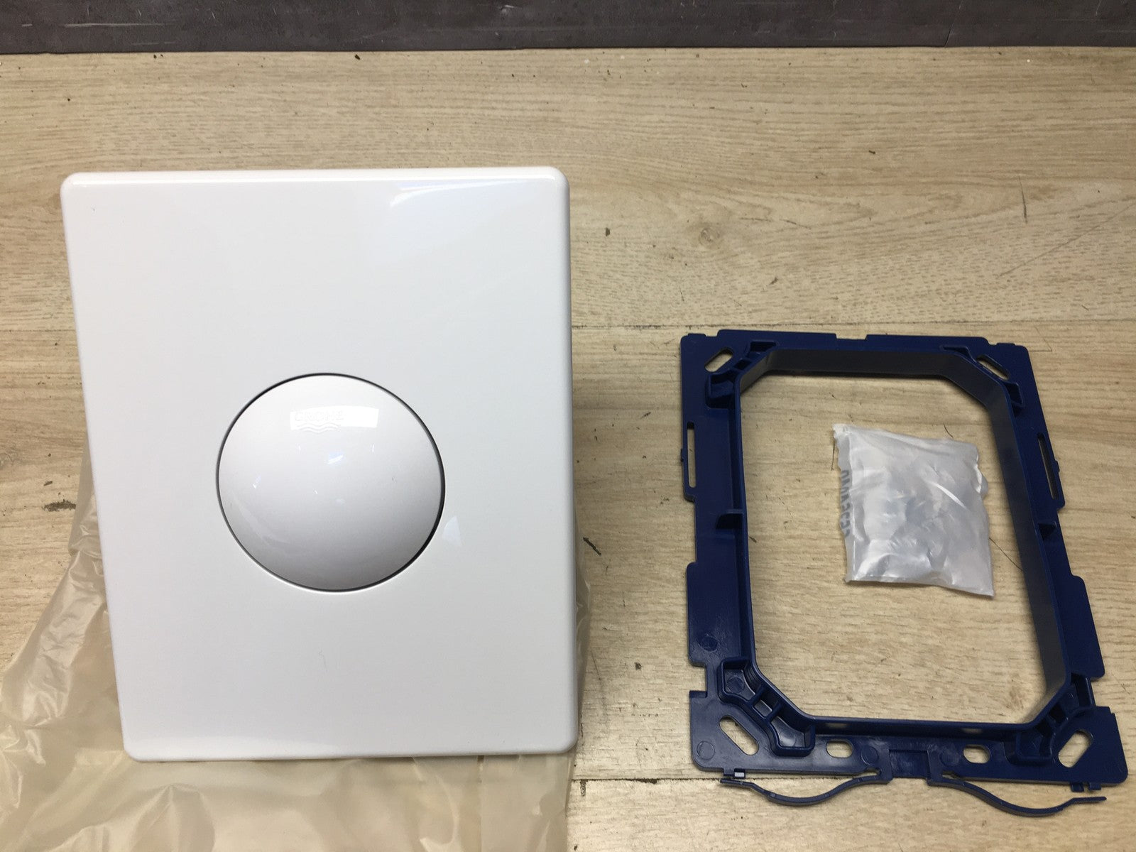 GROHE Skate Betätigungsplatte 38573SH0, für 1-Mengen-Betätigung, I40012