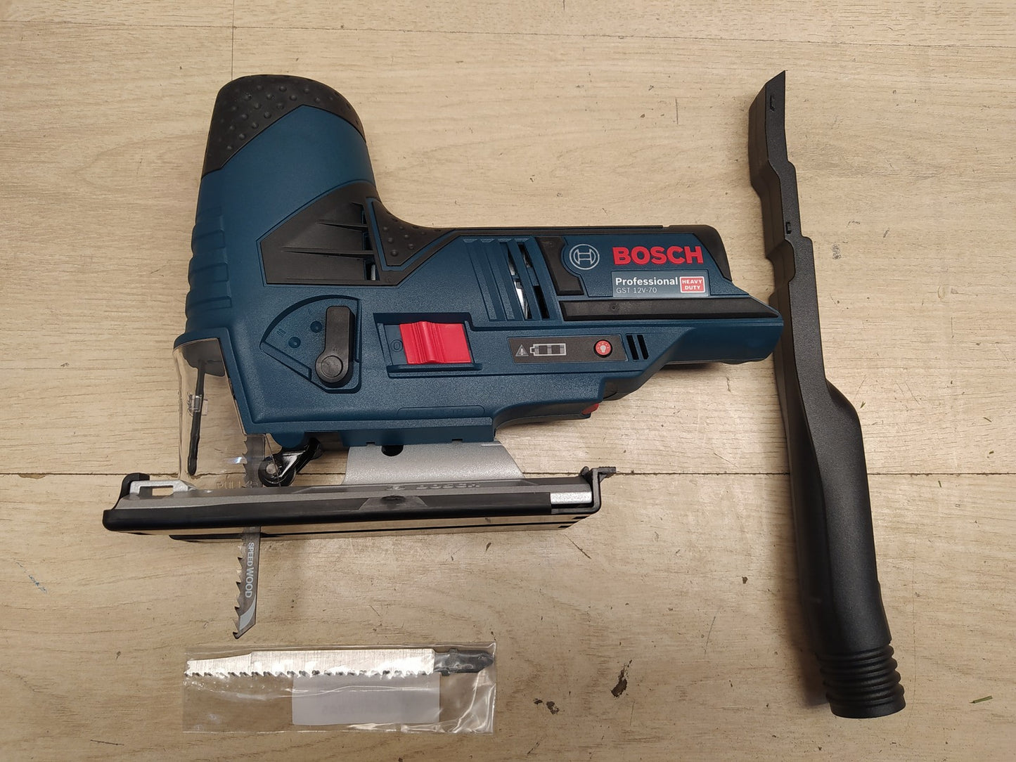 Bosch GST 12V-70 Akku-Pendelhubstichsäge solo, 12V, I37968