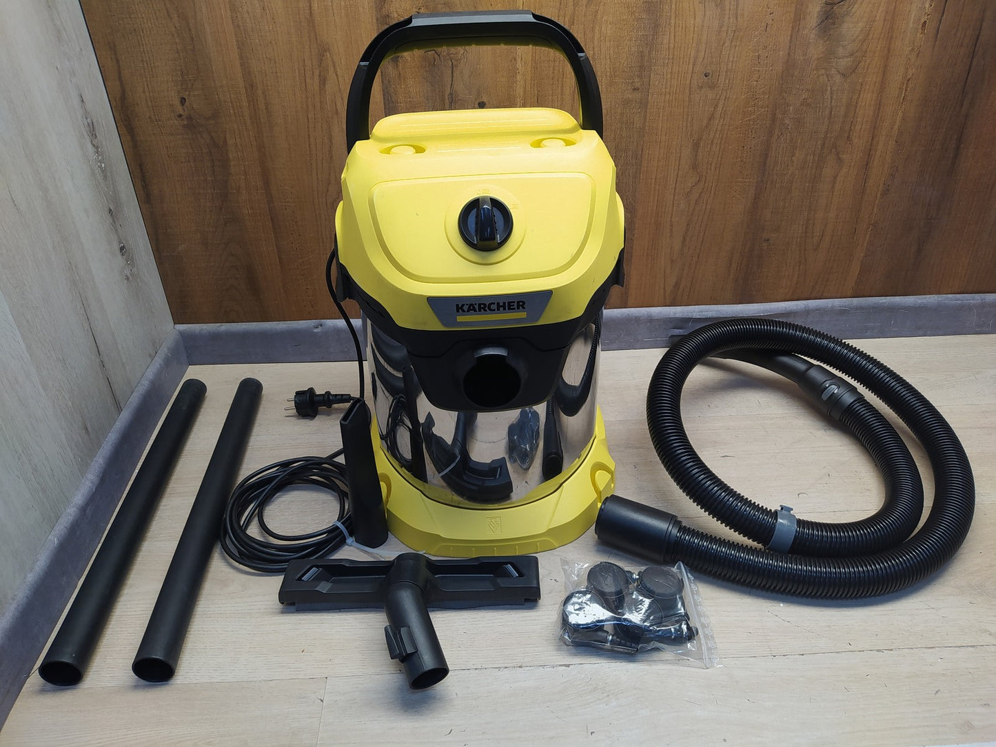 Kärcher 1.628-135.0 Nass-/Trockensauger WD 3 S, 1000W, 17L, I37791