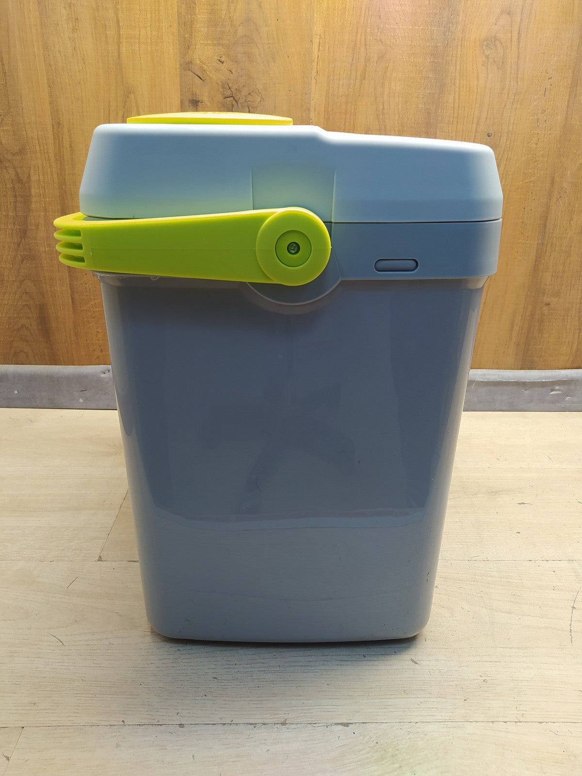 SEVERIN KB 2924 Elektrische Kühlbox (19 L) mit Kühl-/Warmhaltefunktion, I38760