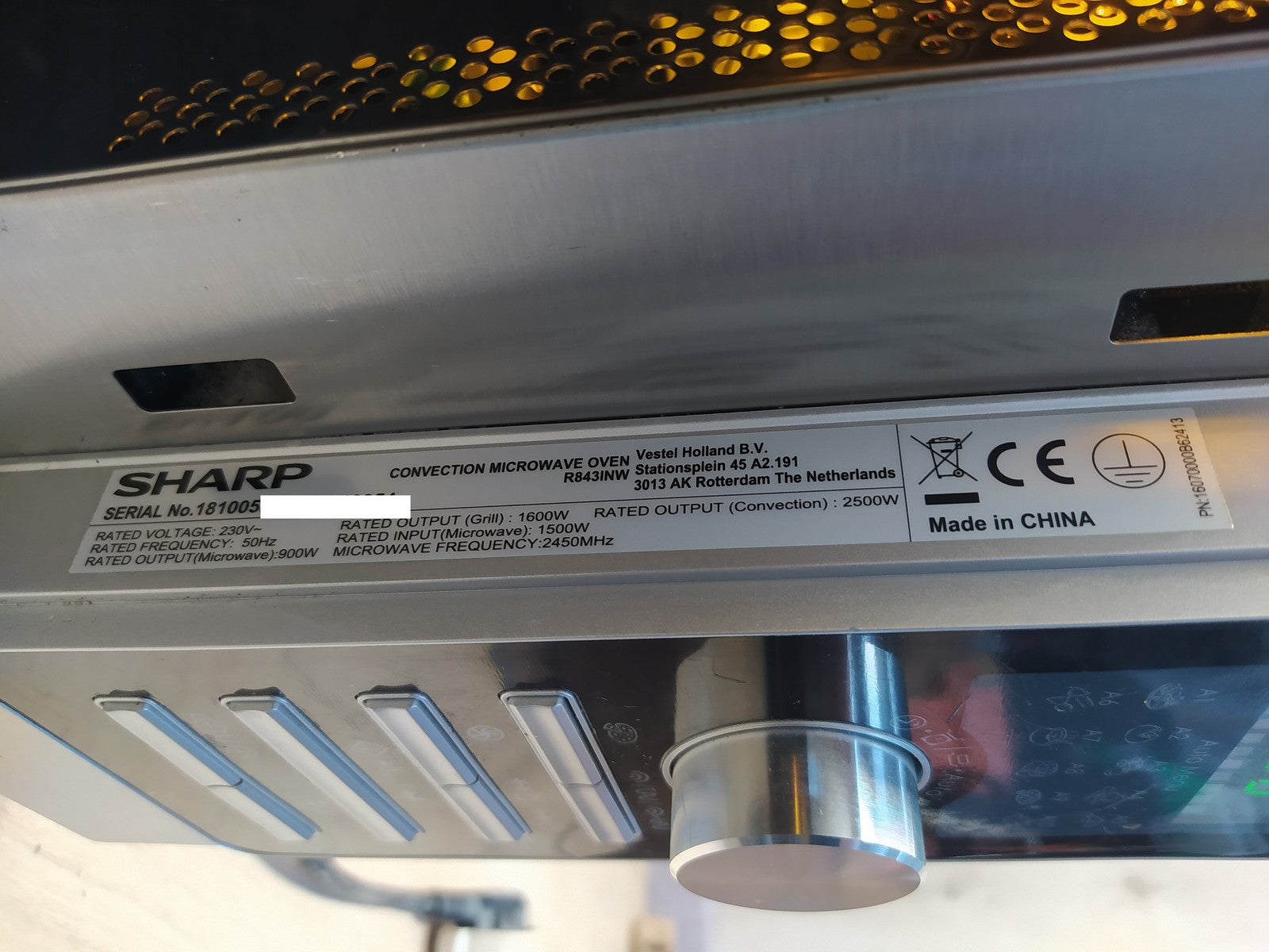 SHARP R843INW Mikrowelle 25 L, 900 W, I38985