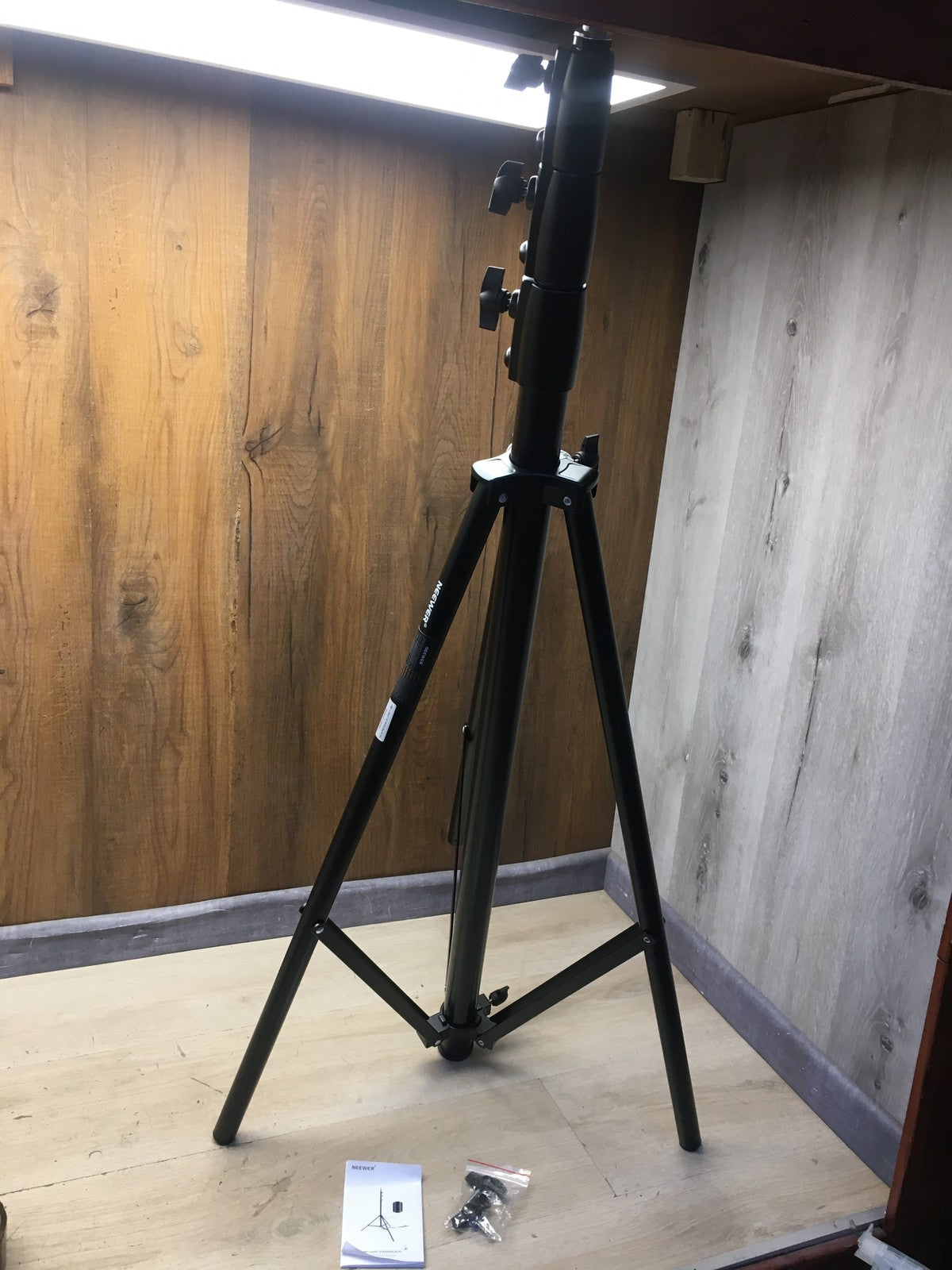 NEEWER ST-400SP Schwerlast Lichtstativ, 13ft/4m verstellbar, I41017
