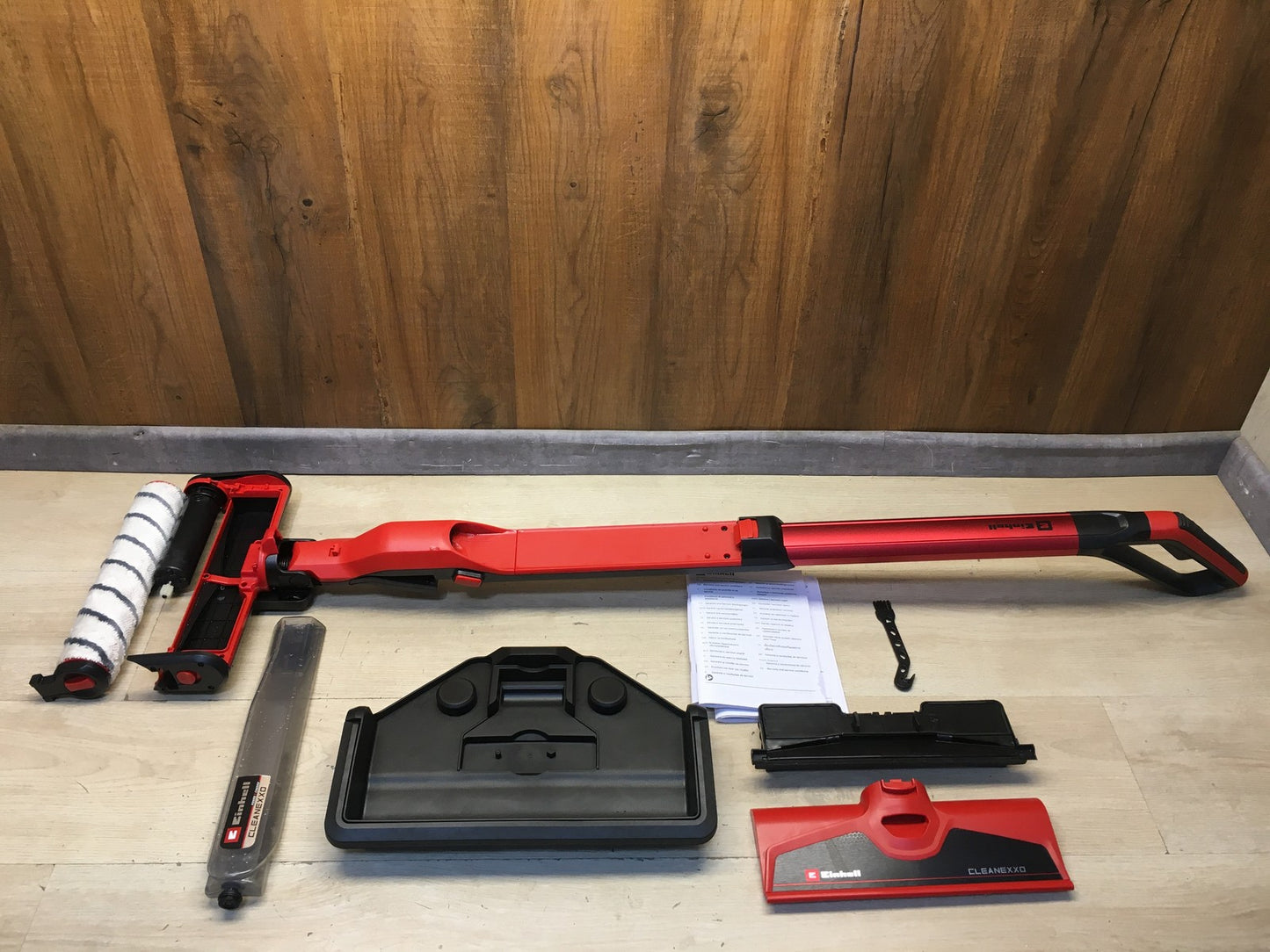 Einhell Akku-Hartbodenreiniger CLEANEXXO Solo, 18 V, 290 mm Bürstenwalze, I38388