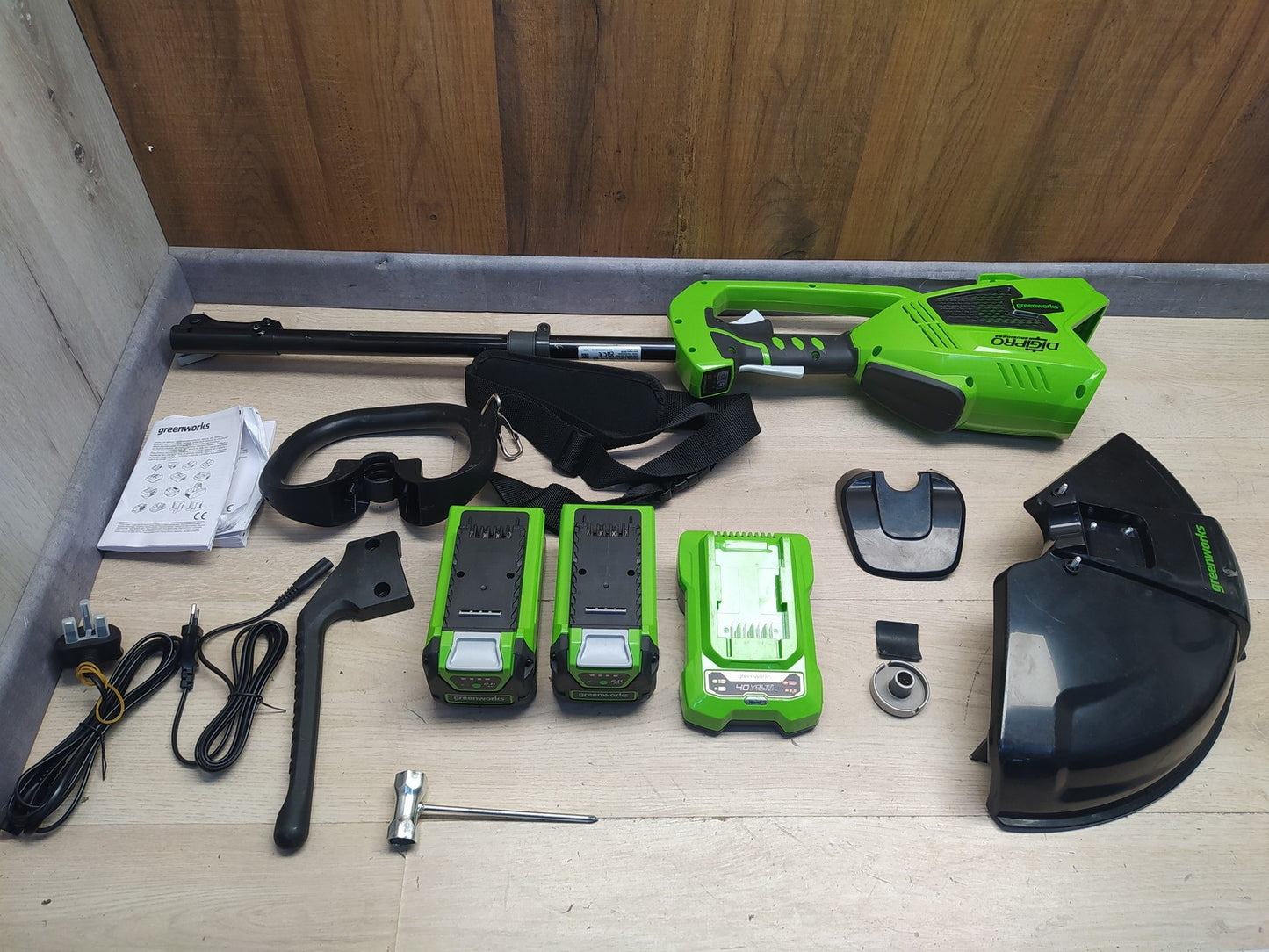 Greenworks Akku-Rasentrimmer und -Sense 2in1 GD40BC, I37200