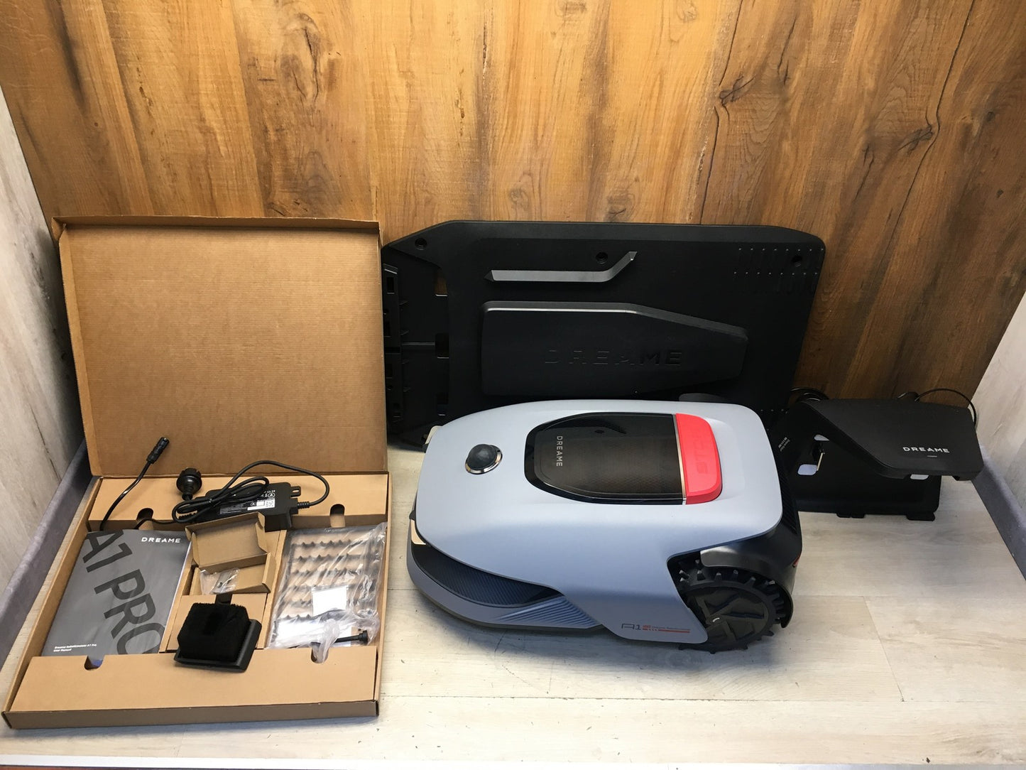DREAME Intelligenter Mähroboter A1 Pro bis 2000m² 3D Sensor (MLLA7210) I38264