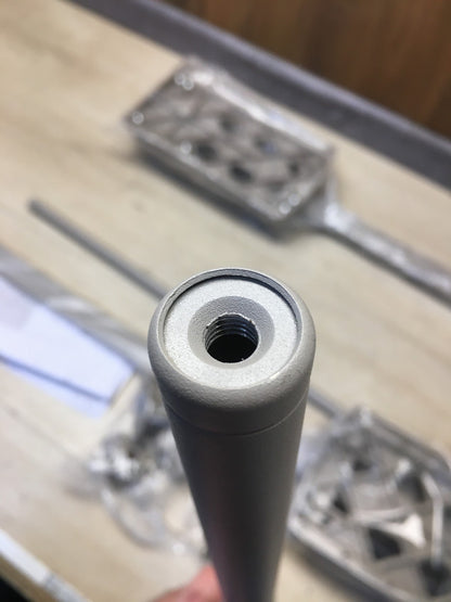 Emuca 9283849 Kleiderlift für Schrank, Ausziehbar 600-830mm Breite, I37552