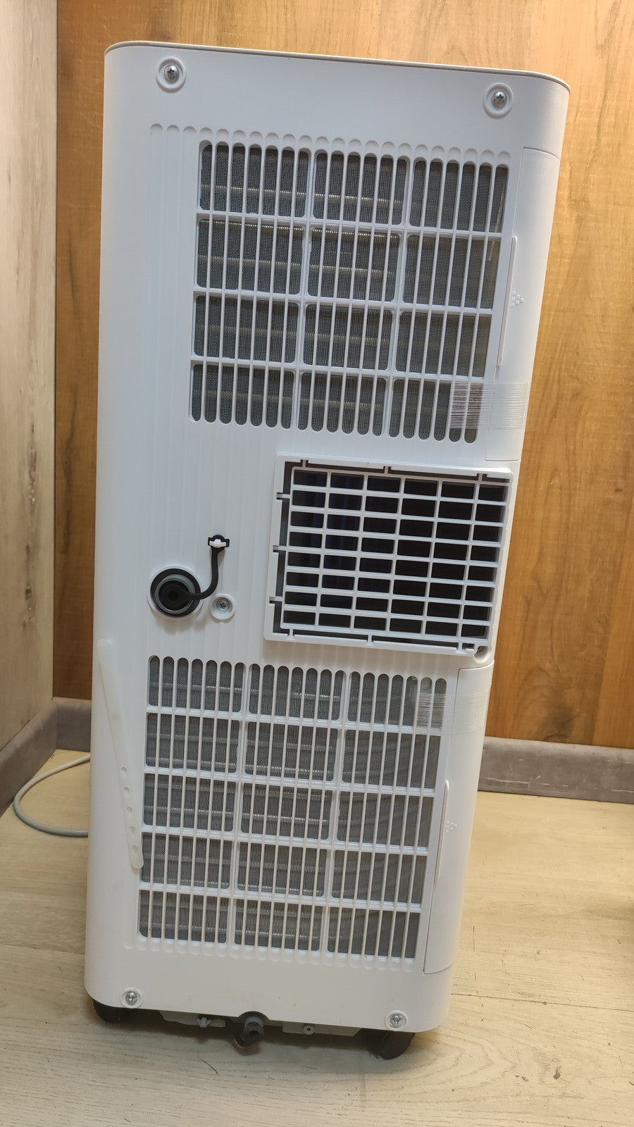Comfee CPPA-09CRN7-QB6 Mobile Klimaanlage Breezy Cool Pro 2,6, EEK:A, I39630