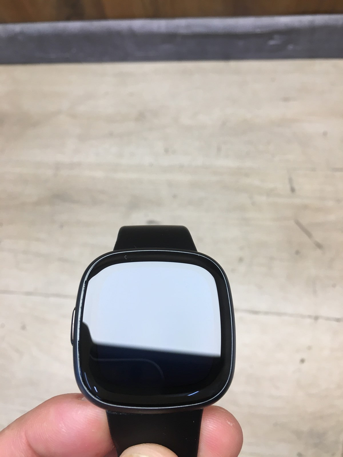 Fitbit Versa 4 Smartwatch mit Sportarmband, I39219