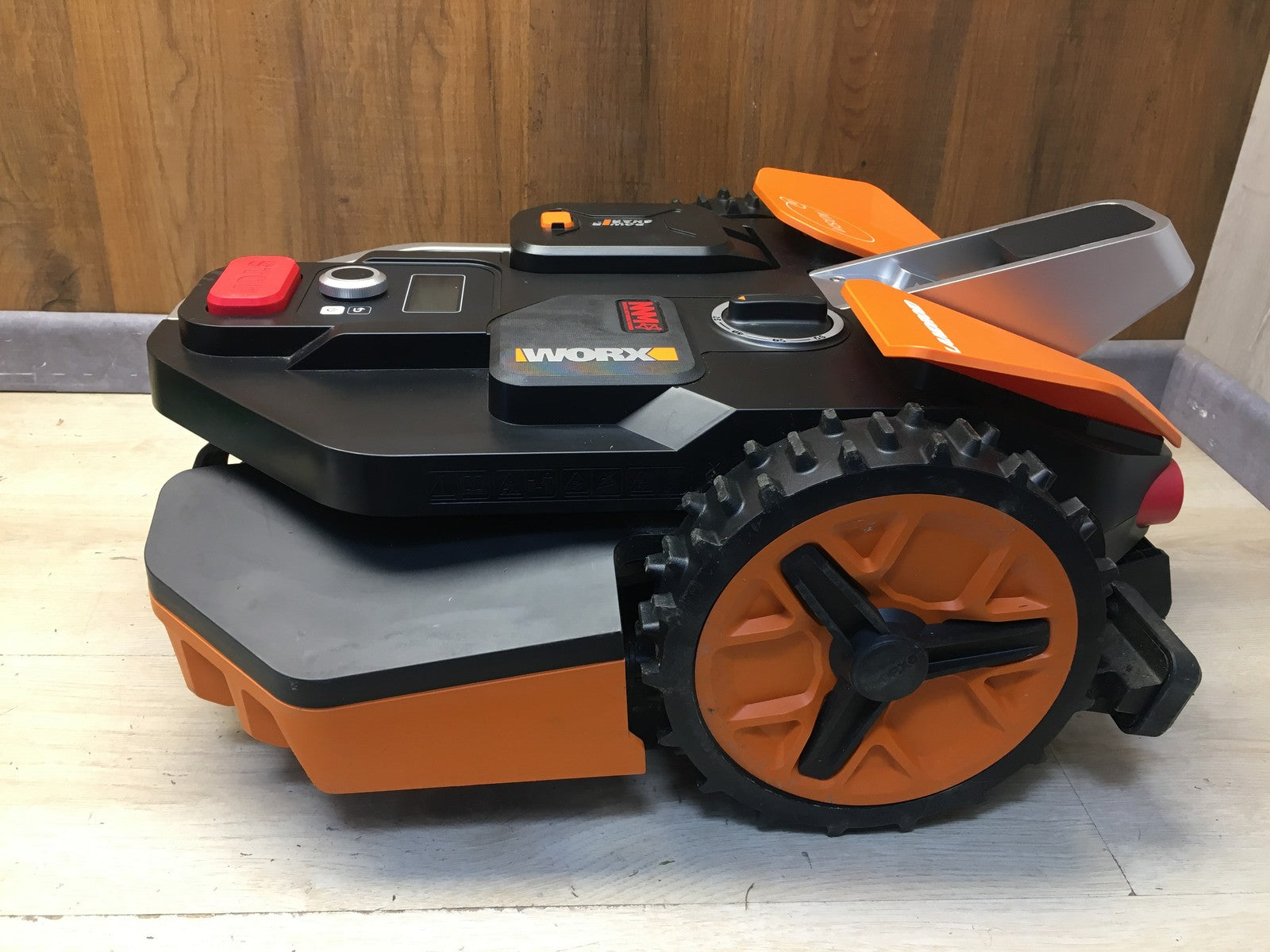 WORX Landroid Vision M600 Mähroboter ohne Begrenzungskabel WR206E.1 I38363