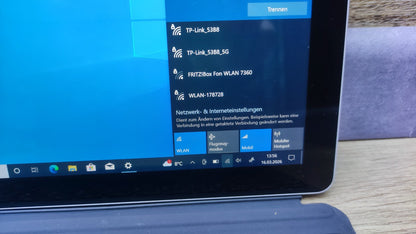Microsoft Surface Go Tablet 10" 1800x1200 Touch Pentium 4415Y 8GB 128GB SSD LTE