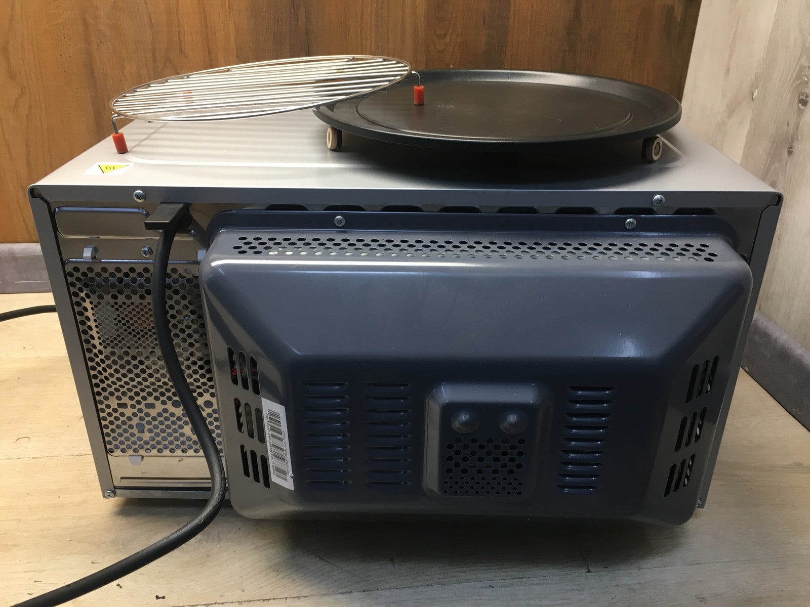 SHARP R843INW Mikrowelle 25 L, 900 W, I38786