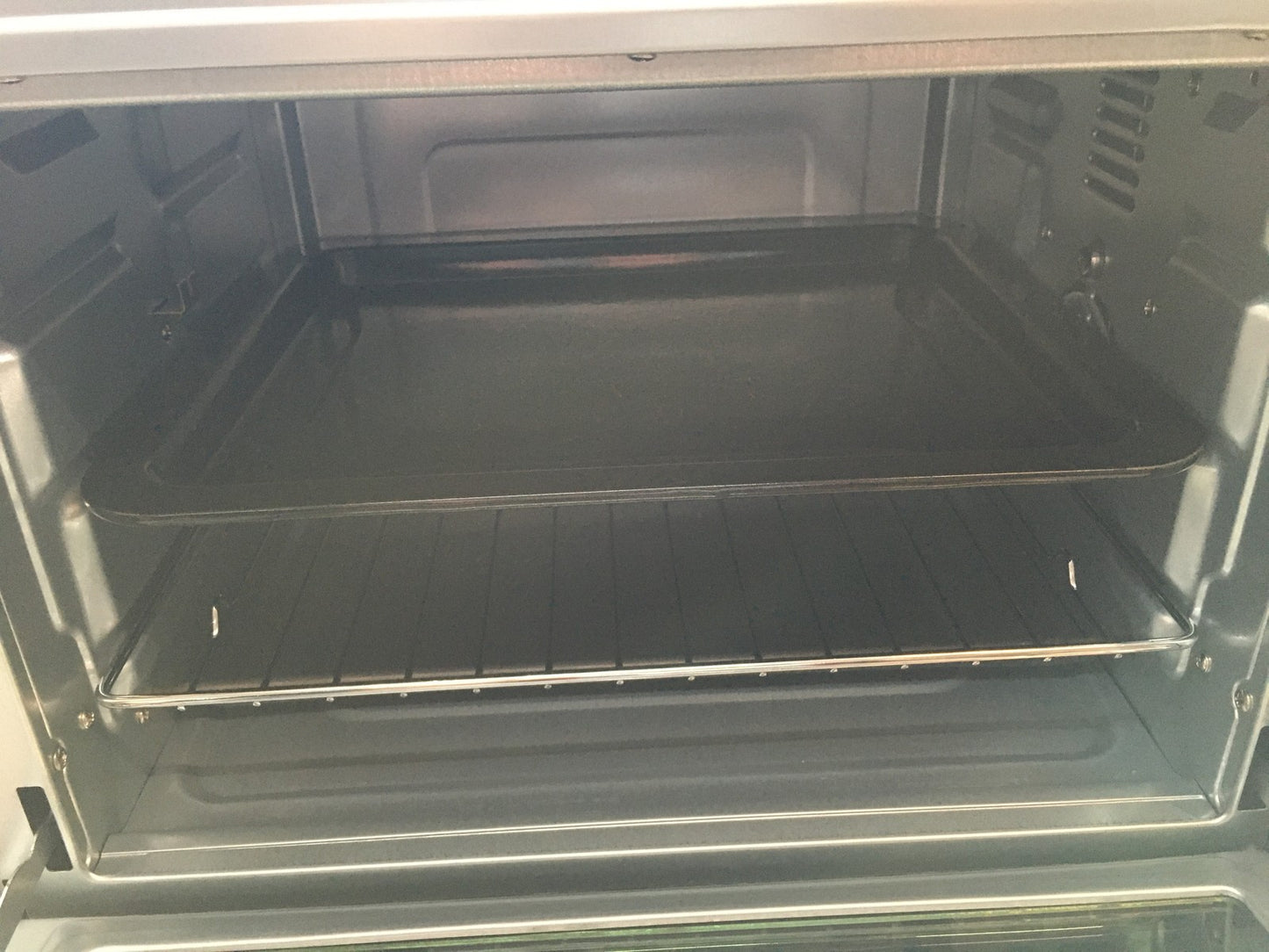 Bestron AOV31PS Kompakter Mini-Backofen, 31L, 1500W, I39533