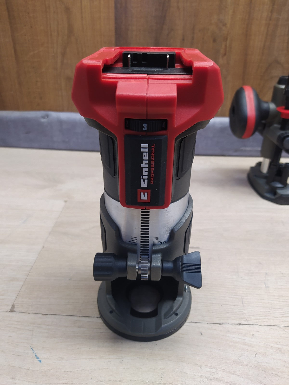 Einhell Akku-Oberfräsen-Kantenfräsen-Set TP-RO 18 Set Li BL Solo, I37299