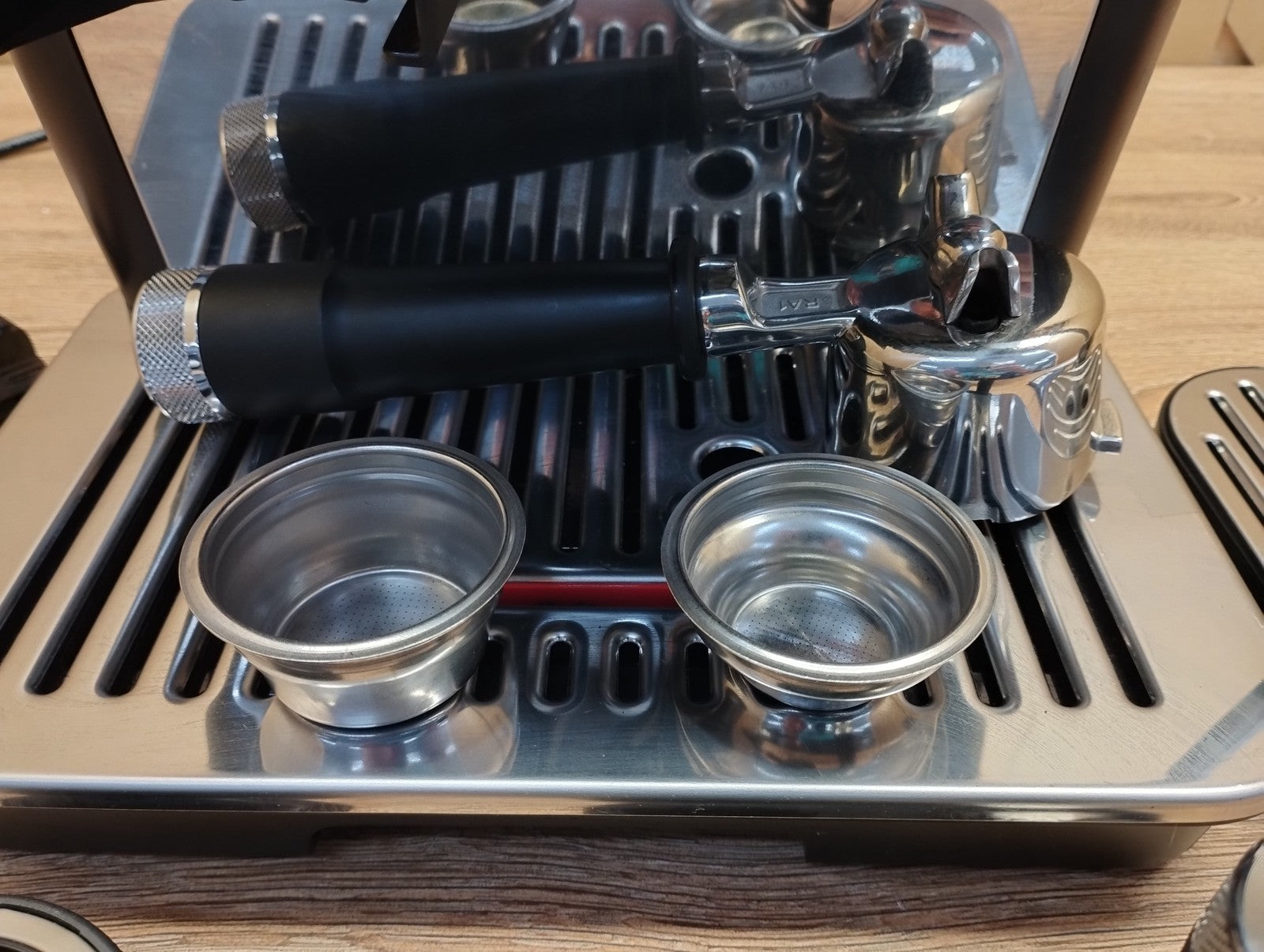 De'Longhi La Specialista Arte EC9155.MB Espressomaschine mit Mahlwerk, I39781
