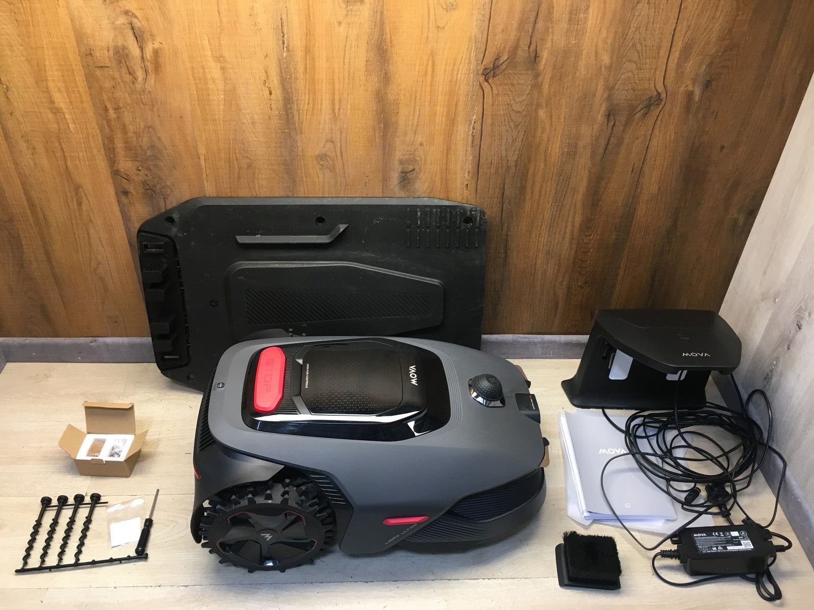 MOVA LiDAX Ultra 1200 Mähroboter ohne Begrenzungskabel MXXM4100, I38027