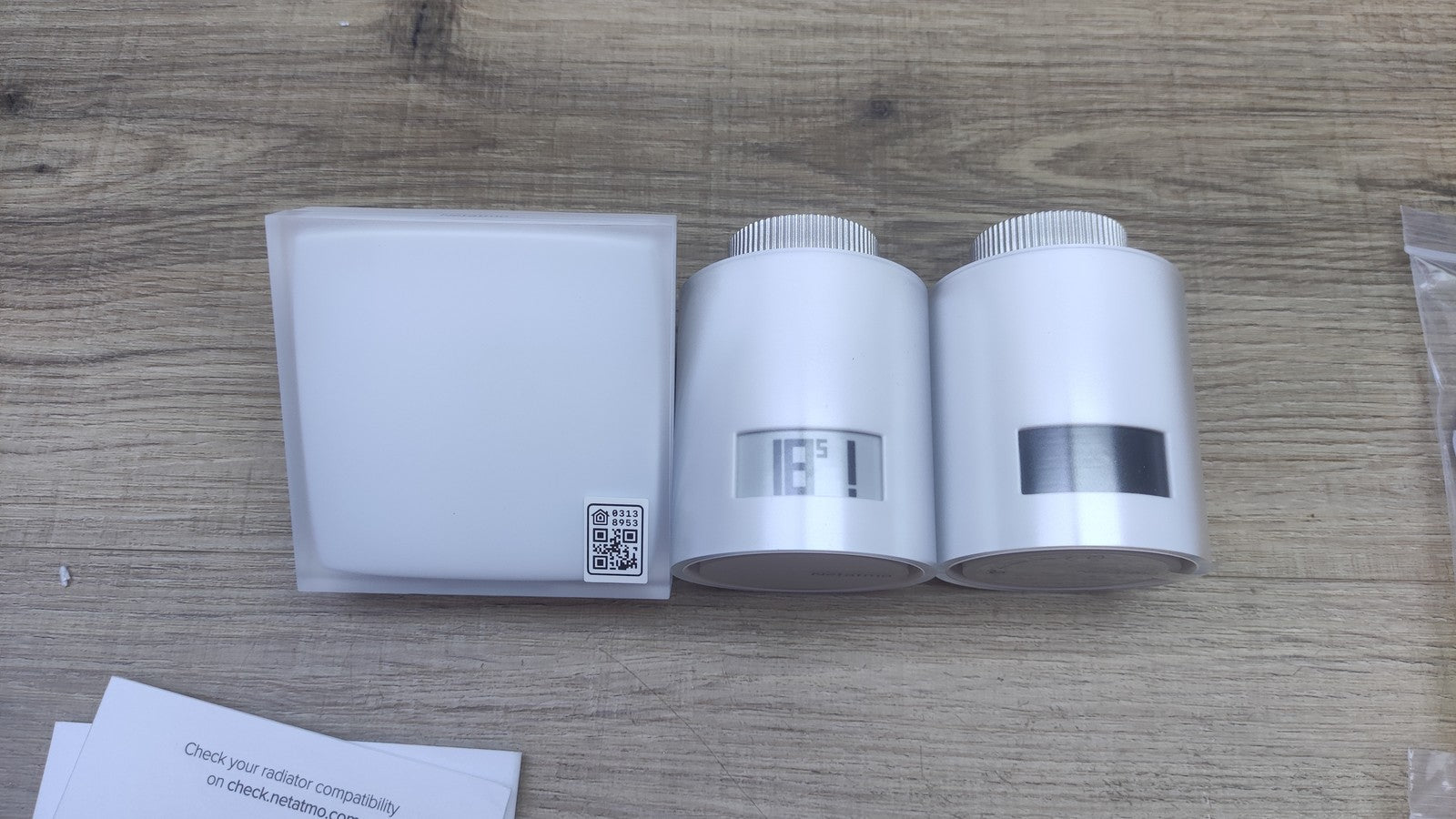 Netatmo NVP-AMZ Smart WiFi Starter Pack, Heizung Starter Kit, I38964