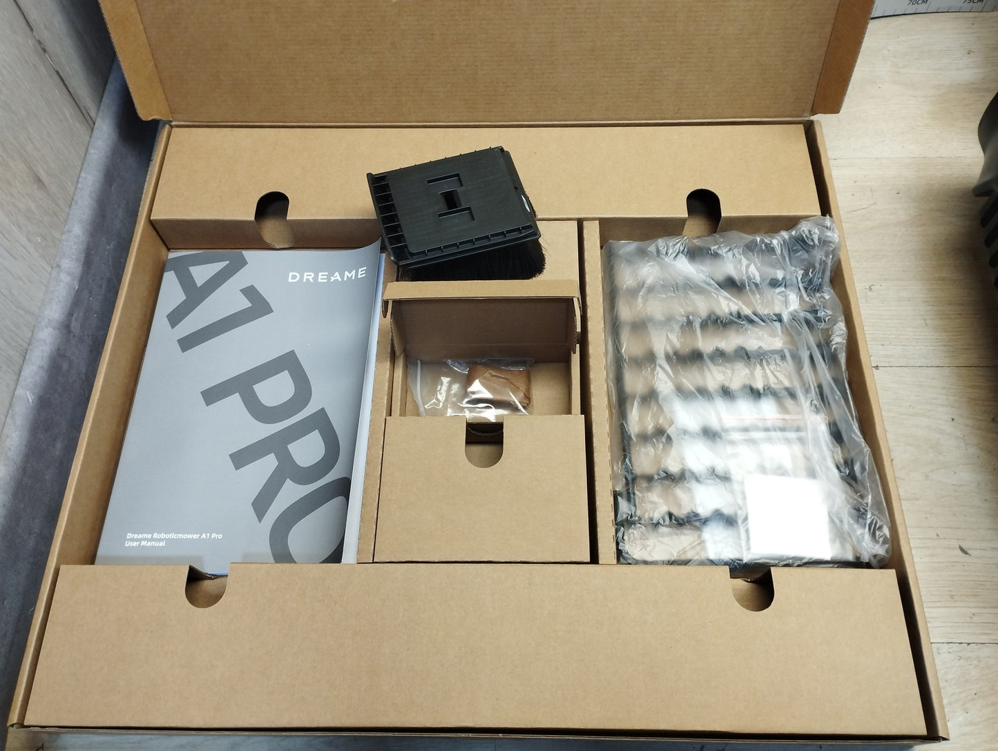 DREAME Intelligenter Mähroboter A1 Pro bis 2000m² 3D Sensor (MLLA7210) I39596
