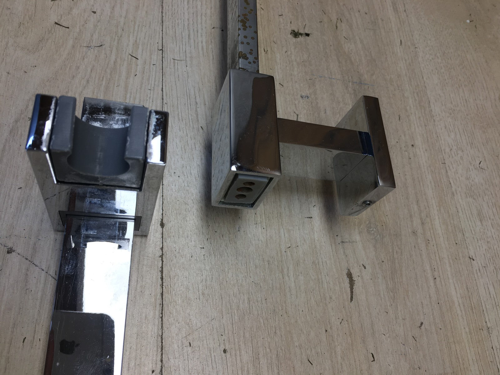 SCHÜTTE 60049 SUMBA Duschsystem mit Thermostat, I36556
