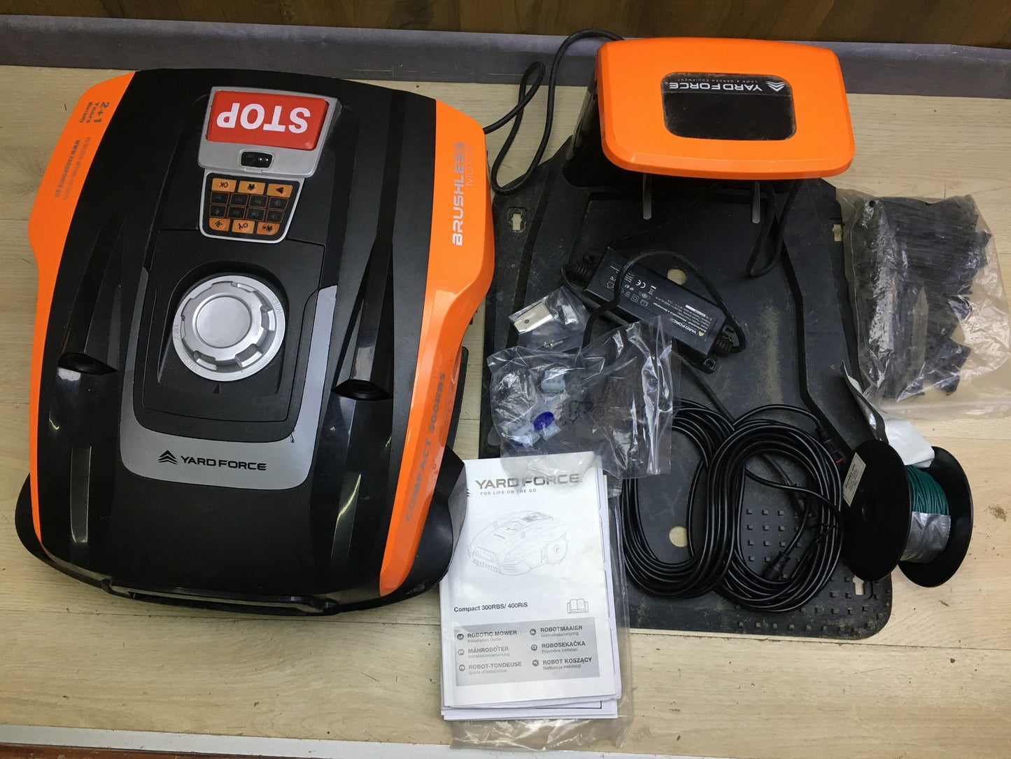 Yard Force FORCE Mähroboter COMPACT 300RBS bis zu 300 qm, I34797