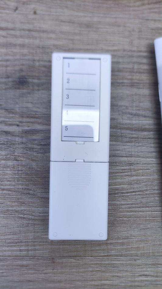 Schellenberg 20023 Funk-Handsender 5-Kanal mit Wandhalterung, weiß, I38296