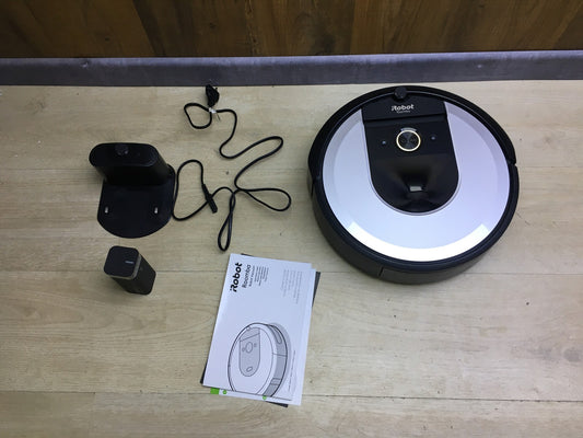 iRobot Roomba i7 (i7156) App-steuerbarer Saugroboter, I31117